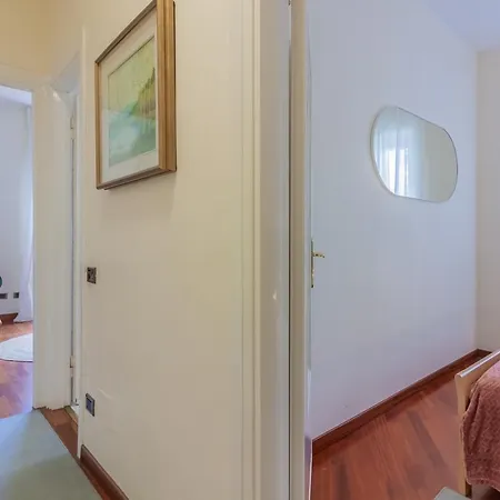 Appartamento Easy Welcome Casa Ester - *
